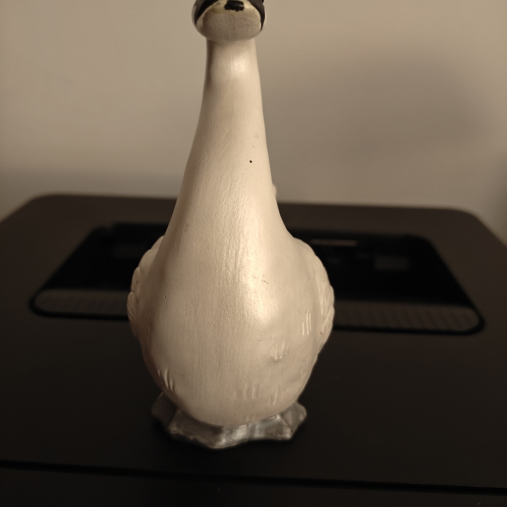Neutral White Swan Figurine Home Accent - Picture 3 of 6
